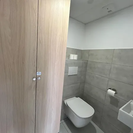 Moderne 40m², Climatisation, Parking, Proche - Fr-1-837-24 Lejlighed